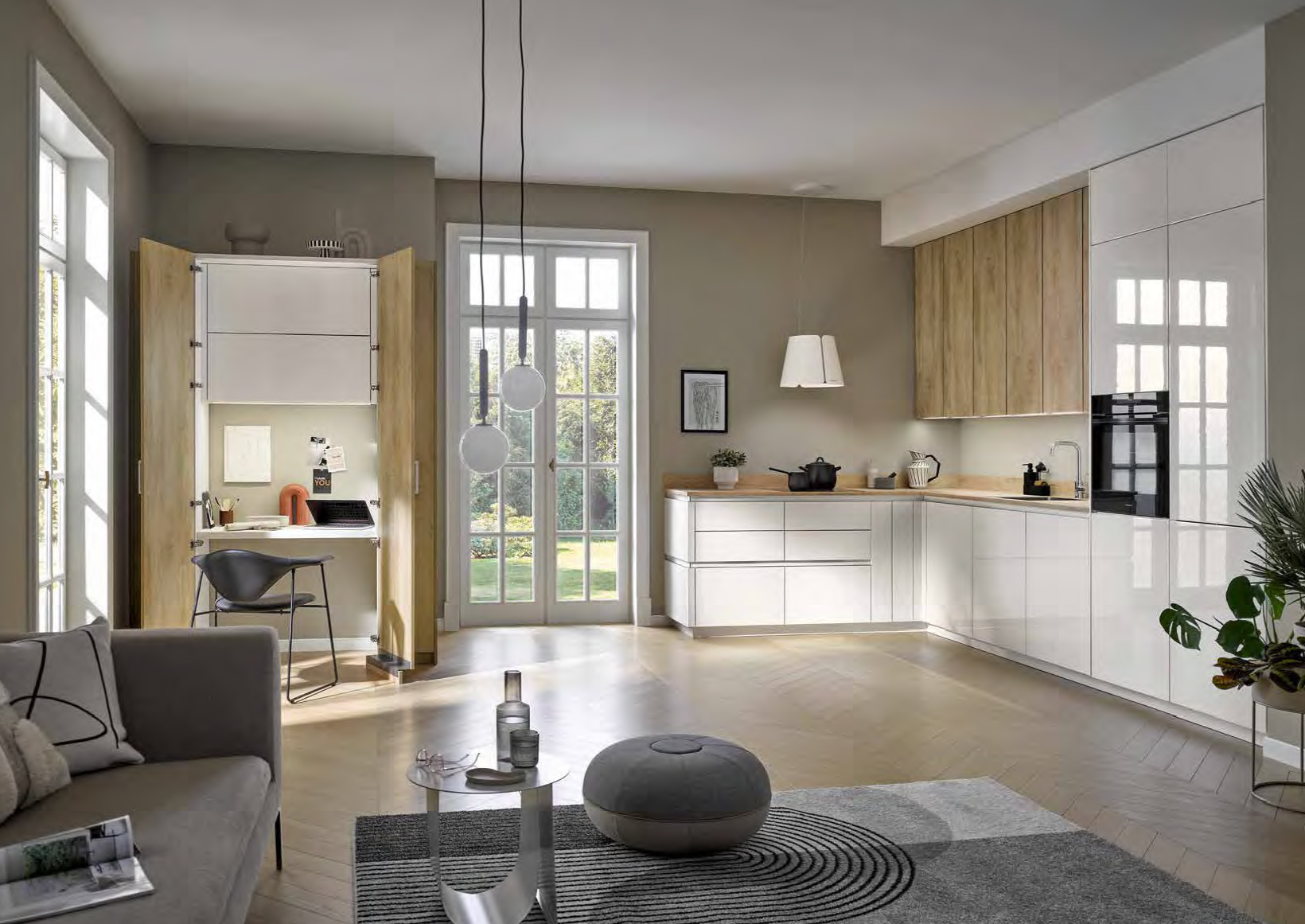 Magasfényű fehér és tölgy frontú konyha fogantyú nélkül